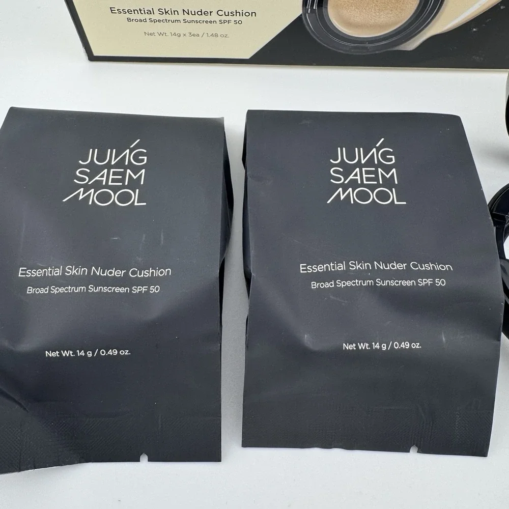 Jung Saem Mool Essential Skin Nuder Cushion Bundle 14g +1 Refills #19 Light